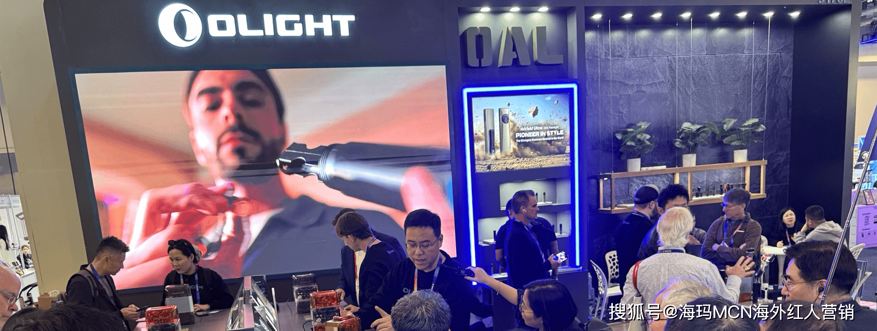 ”在海外年入超十亿翻身冲进IPO！新葡京博彩海外红人营销它靠“手电筒(图5)